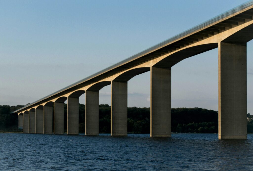 Túnel e ponte